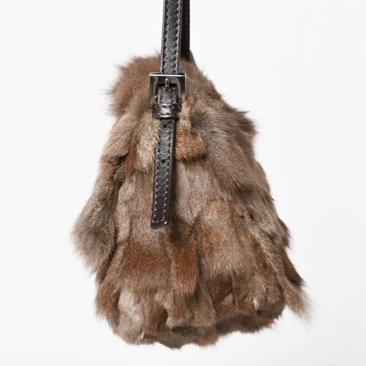 極美品 FENDI フェンディ マンマバケット ハンドバッグ 8BR180 ファー