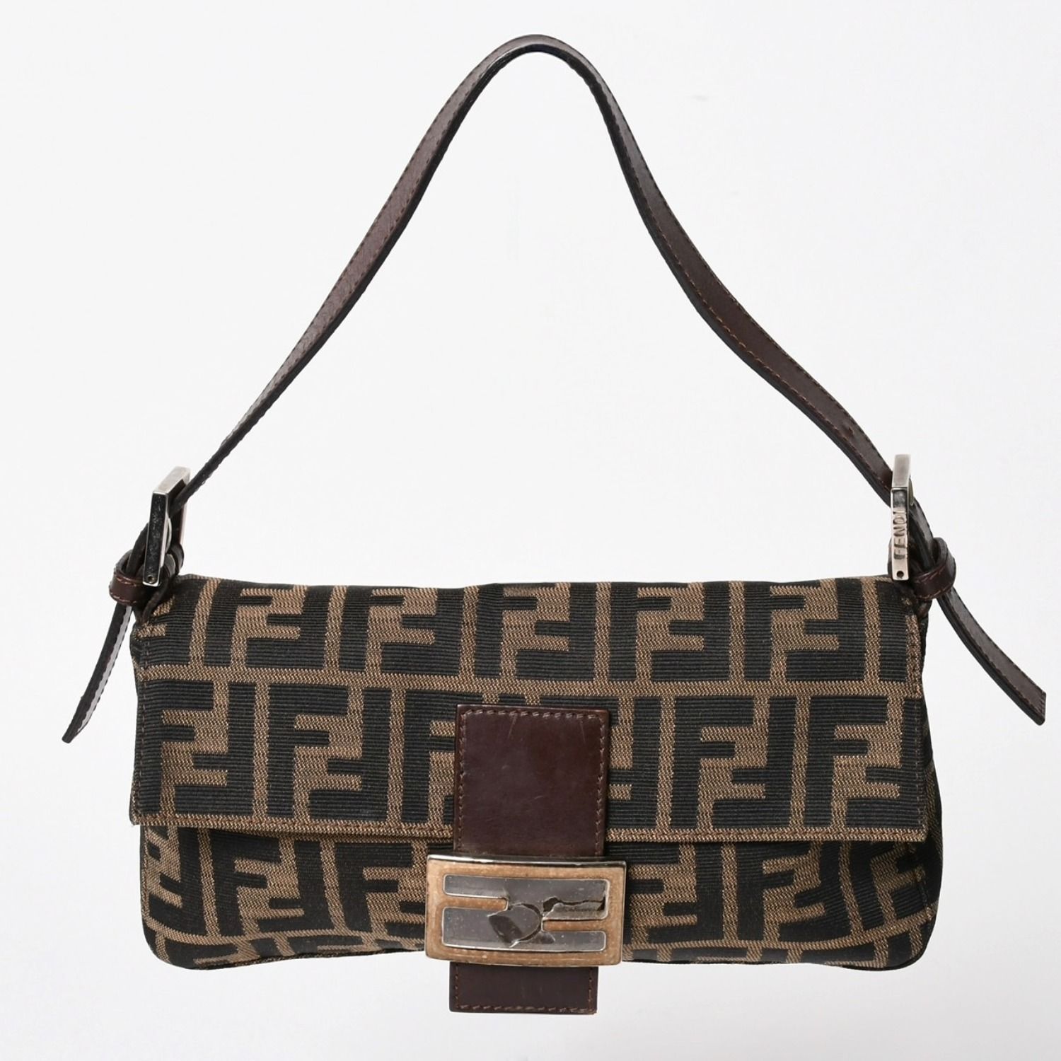 極美品 FENDI フェンディ マンマバケット ワンショルダーバッグ 26424