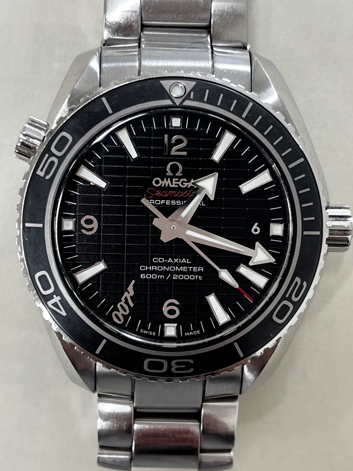 限定品 希少 オメガ 232.30.42.21.01.004 シーマスター プラネットオーシャン 007 スカイフォール 600M