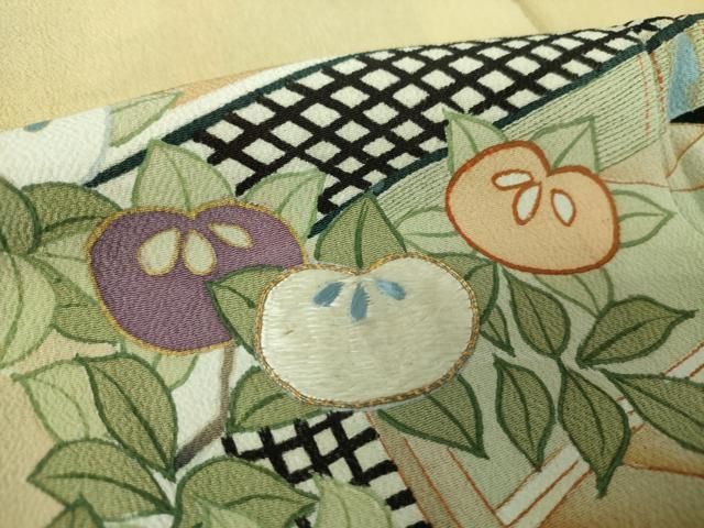 平和屋着物○アンティーク 大正ロマン 黒留袖 駒刺繍 吉祥風景花文 暈
