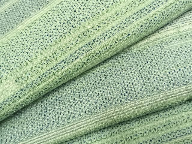 平和屋着物●本場結城紬　重要無形文化財　100亀甲　横段文　正絹　逸品　AABJ4182fy