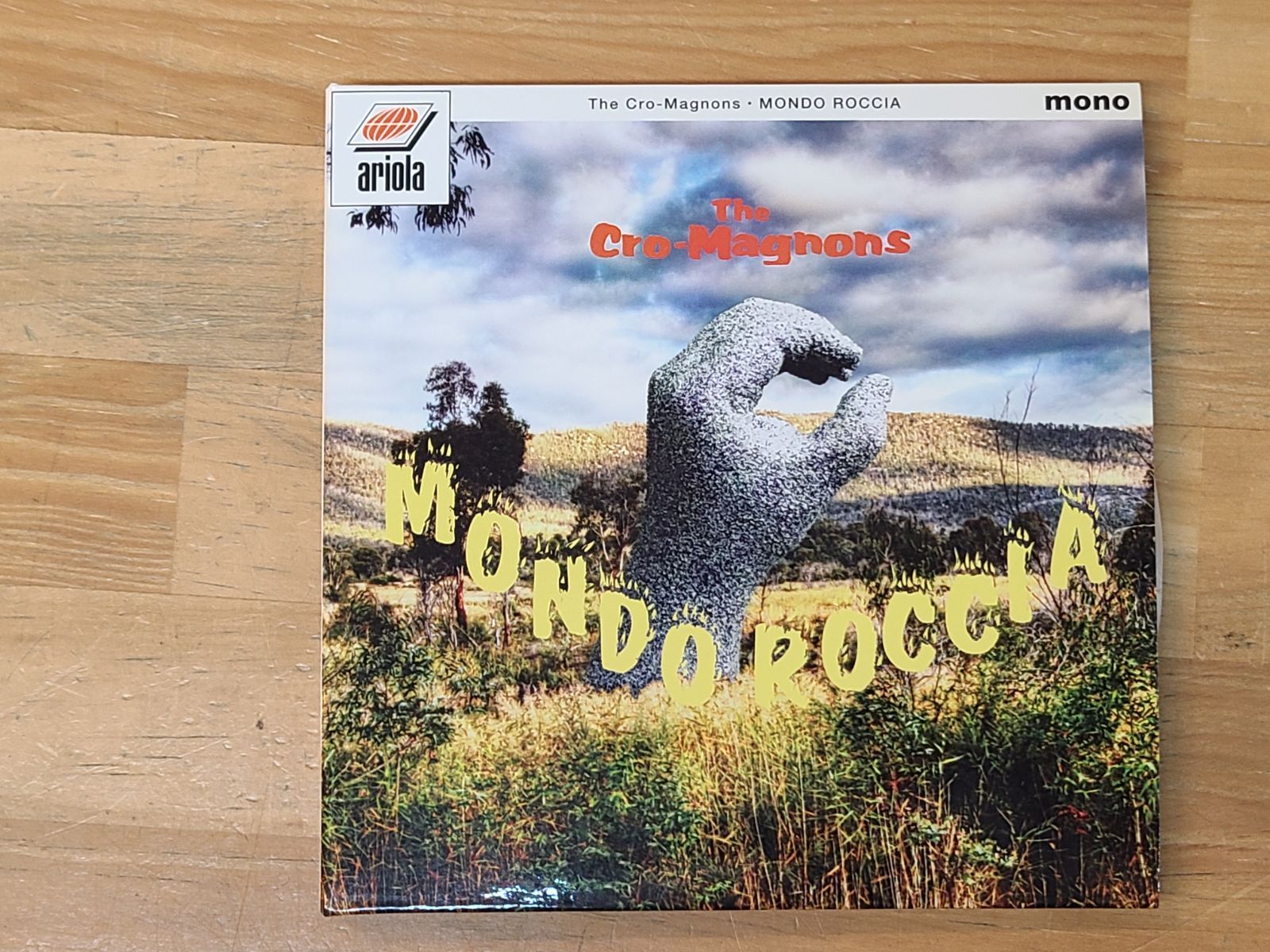 CD MONDO ROCCIA 初回生産限定盤 ザ・クロマニヨンズ 【E5227-001
