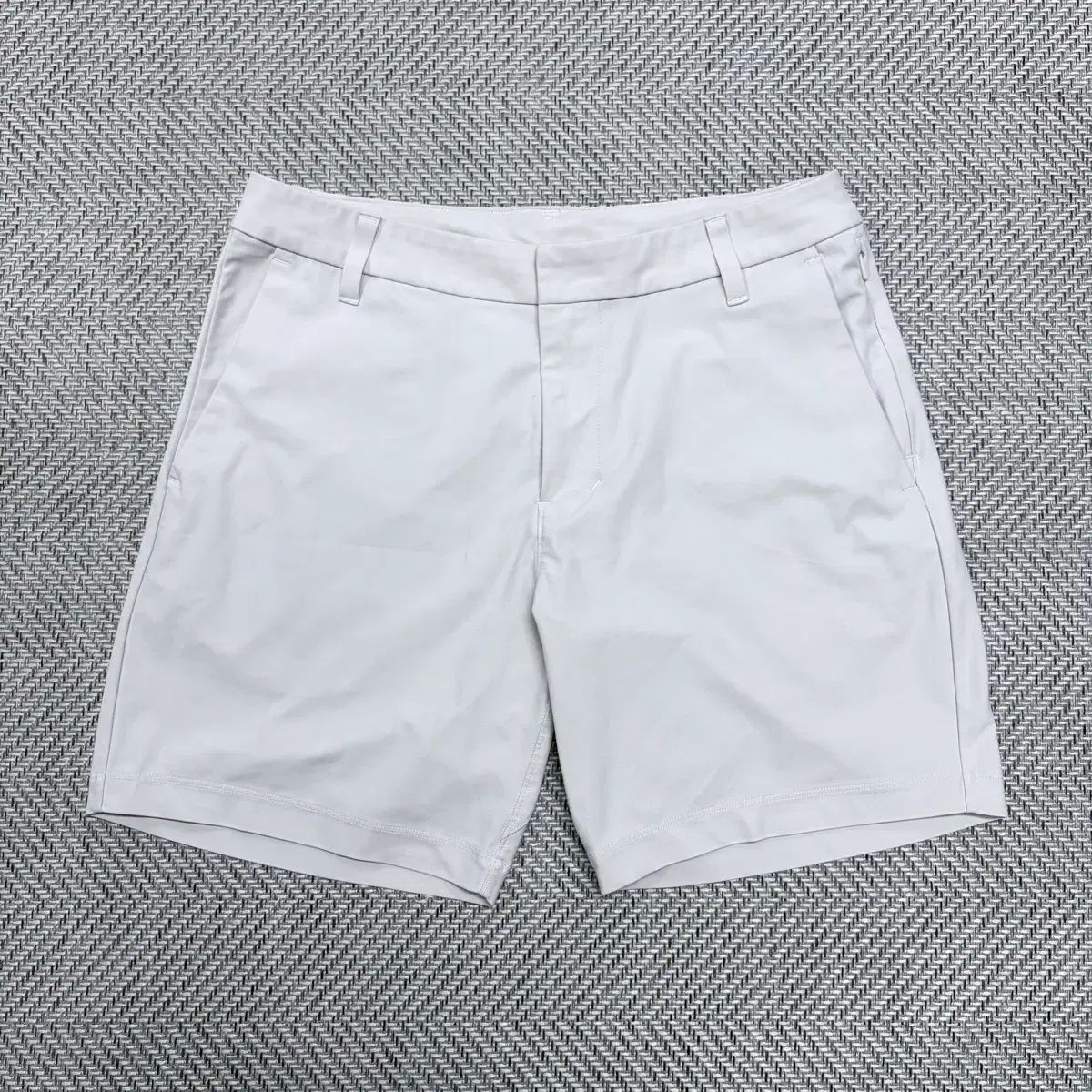 (30) ルルレモン 7インチ ハーフパンツ