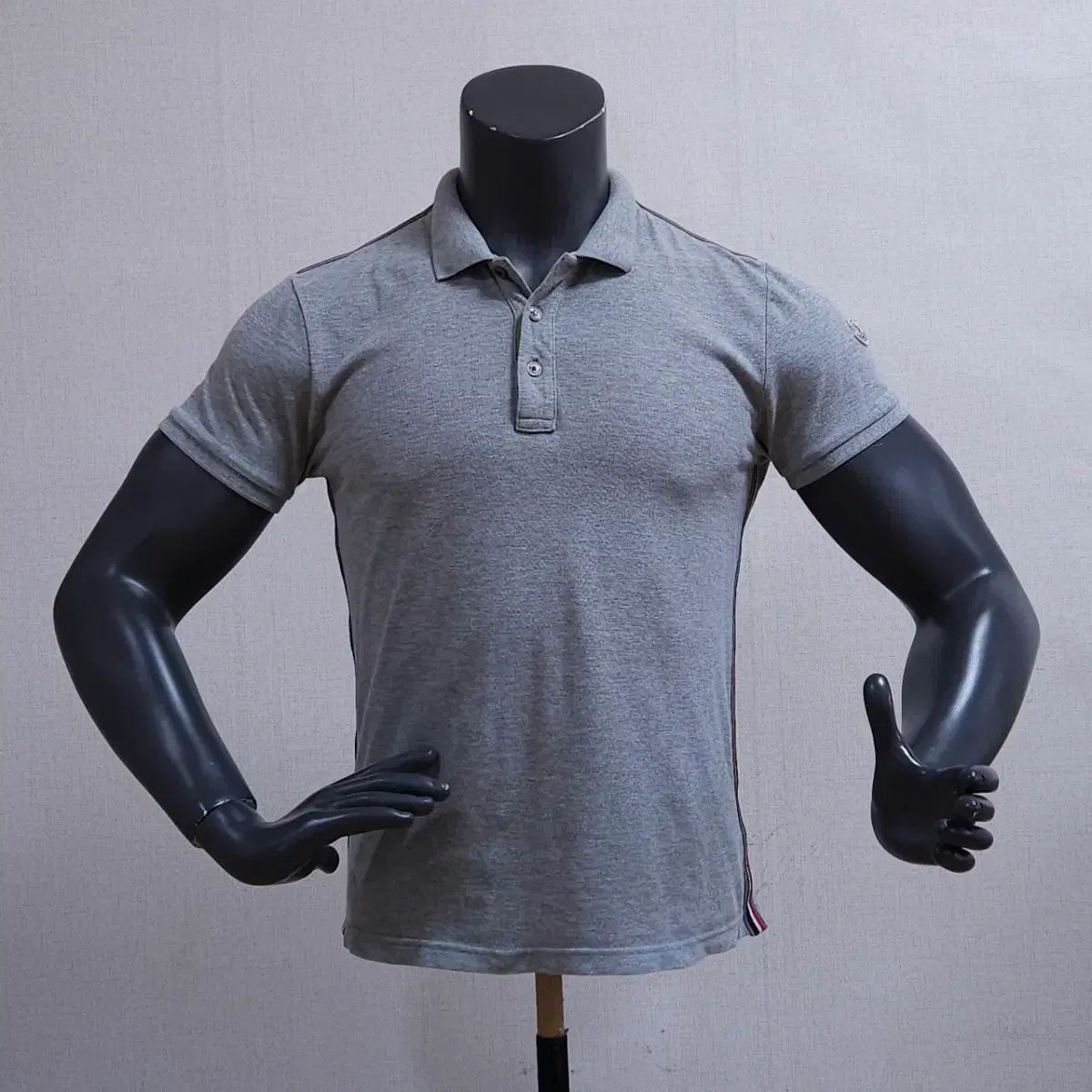 MONCLER モンクレール 半袖Tシャツ 95