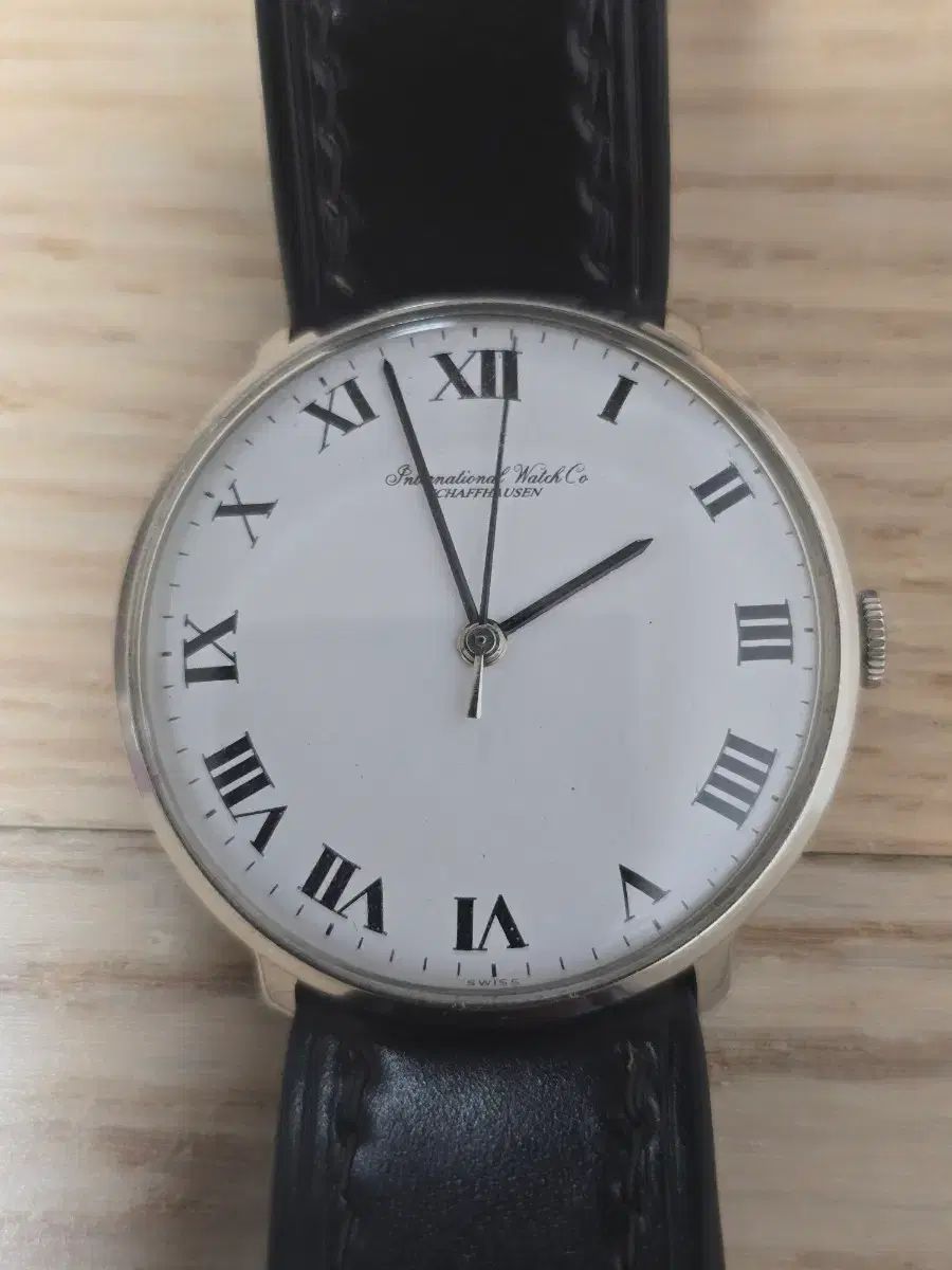 IWC シャウハウゼン ヴィンテージ 手巻き時計