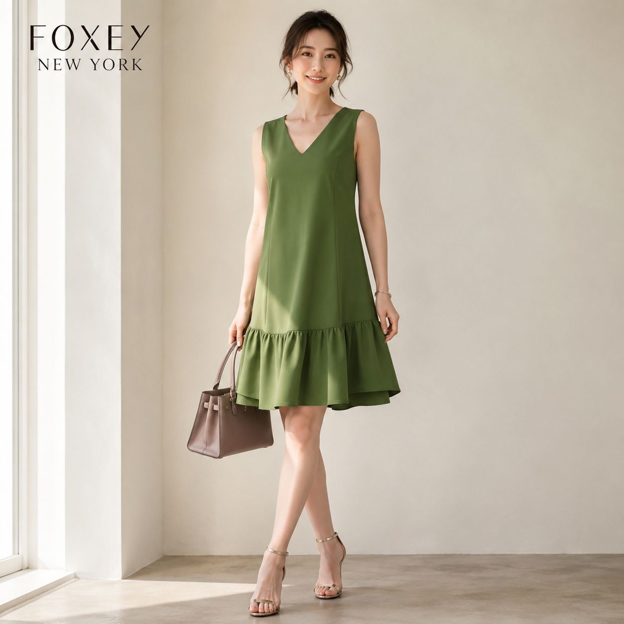 未使用に近い美しさ / 裾のフレアがかわいく揺れる 】FOXEY NEW YORK