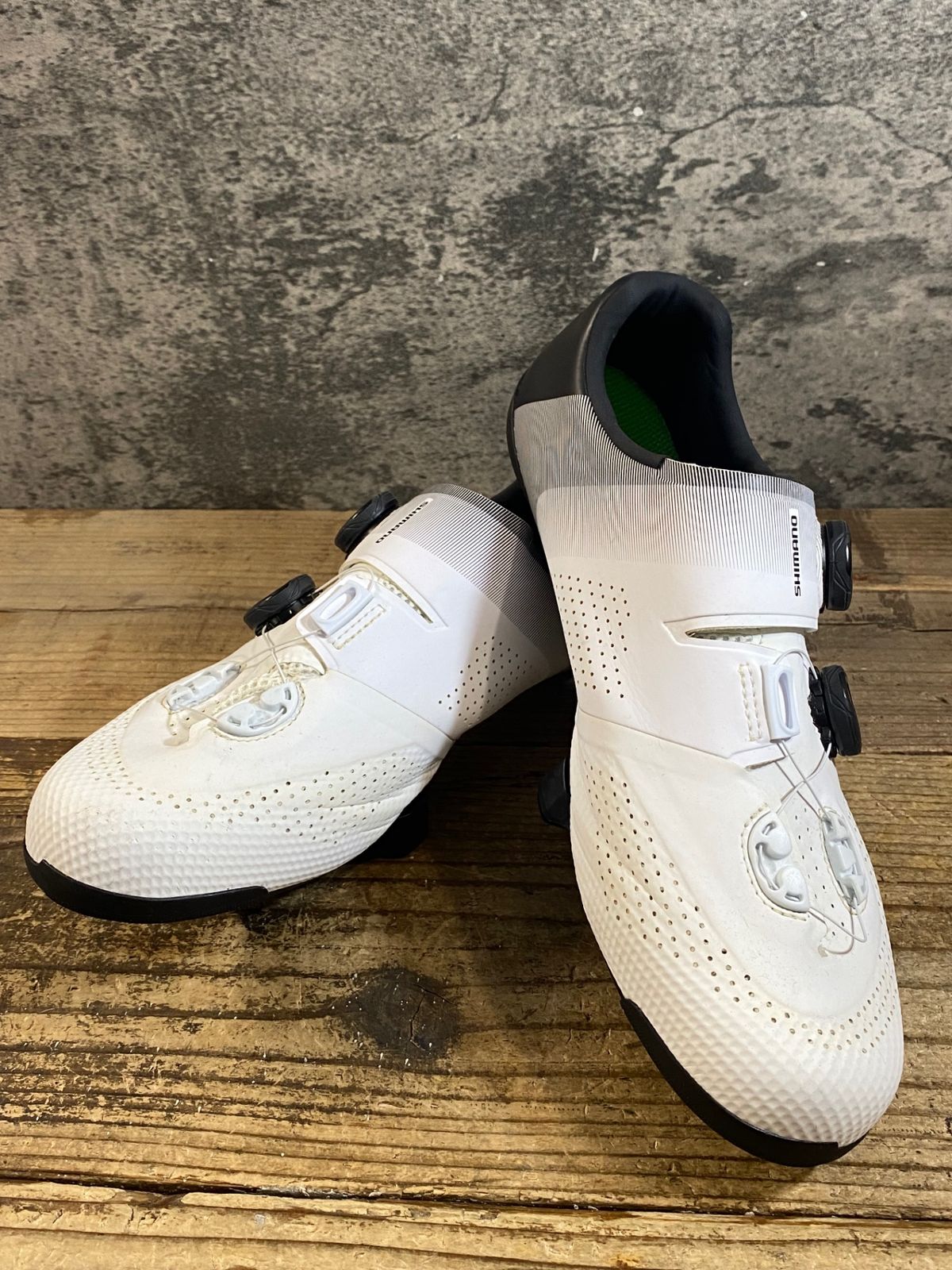 KH794 シマノ SHIMANO RC7 SHRC702M WIDEビンディングシューズ 3穴 BOA 白 EU45