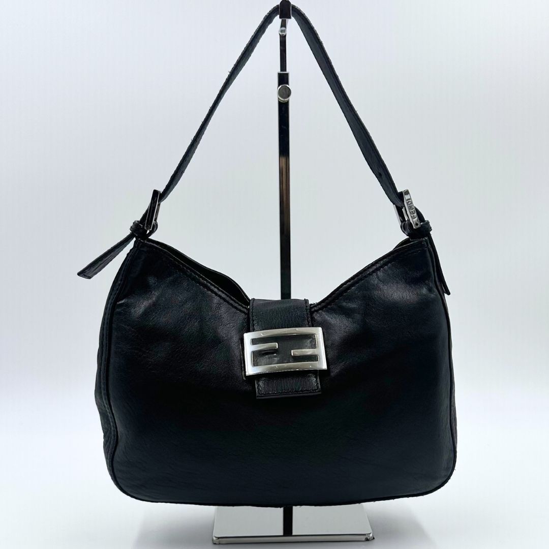 美品】Fendi レザー マンマバケット ワンショルダーバッグ - メルカリ