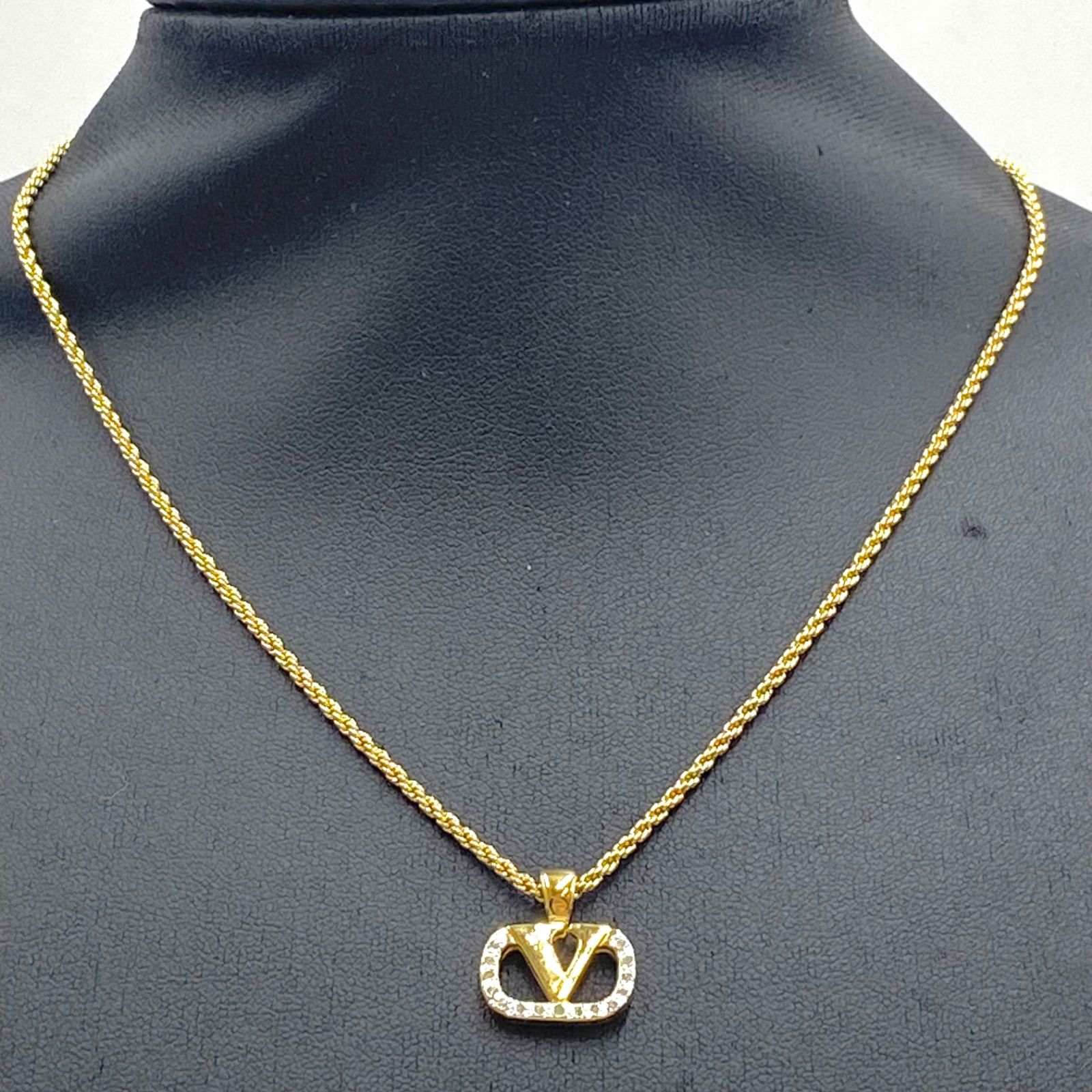 VALENTINO ヴァレンティノ V ロゴ ネックレス チョーカー ペンダント 
