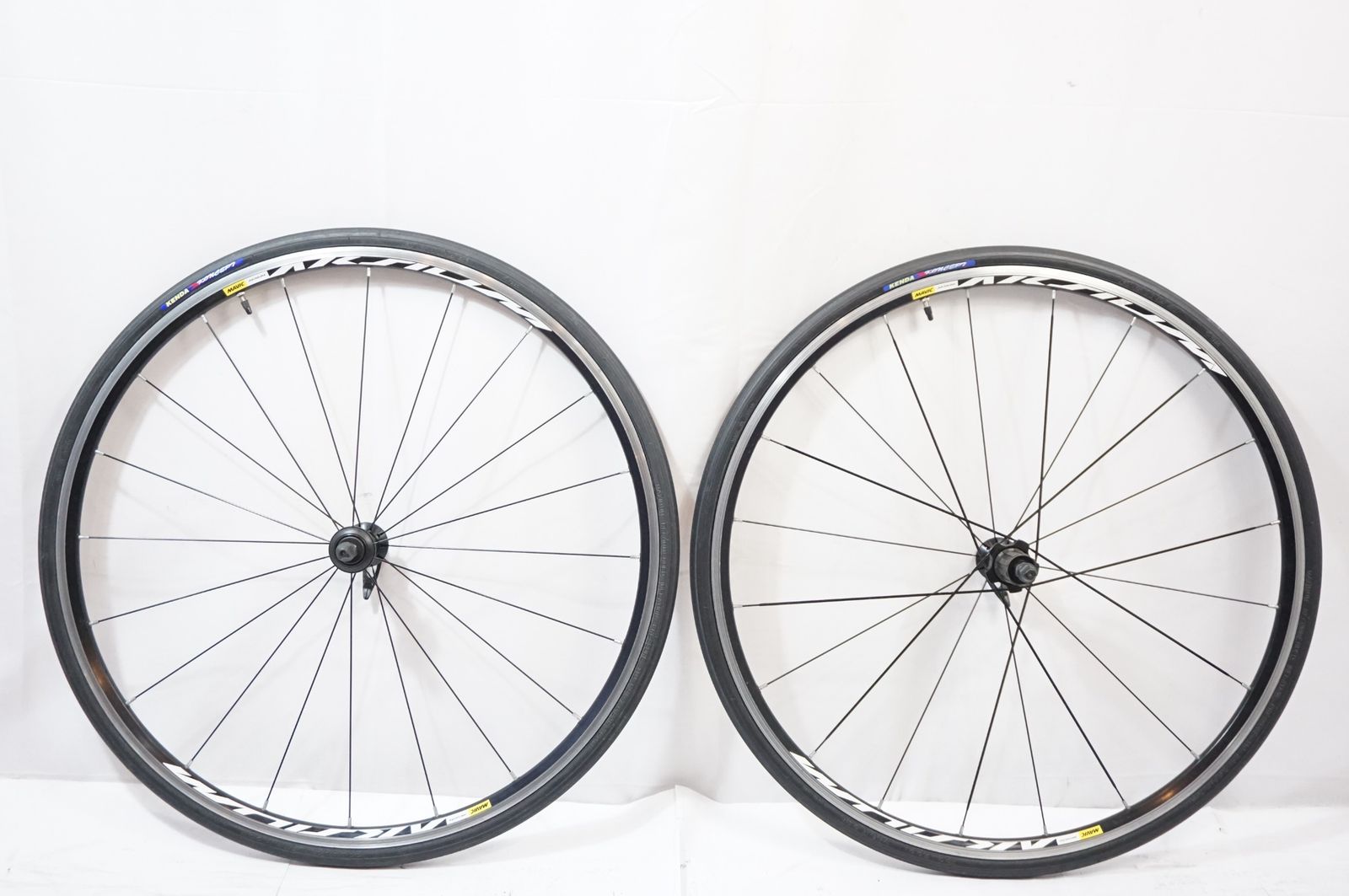 MAVIC 「マヴィック」 AKSIUM シマノ 11速 ホイールセット