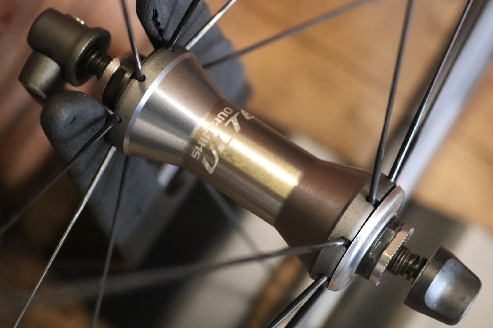 シマノ SHIMANO アルテグラ WH-6700 アルミ チューブレスレディ