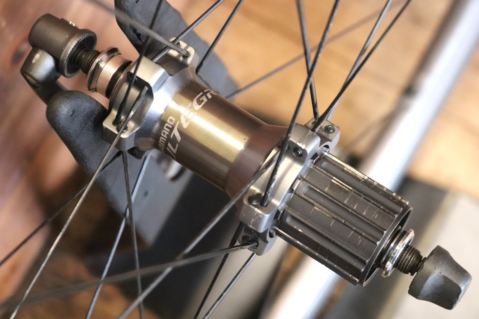 シマノ SHIMANO アルテグラ WH-6700 アルミ チューブレスレディ