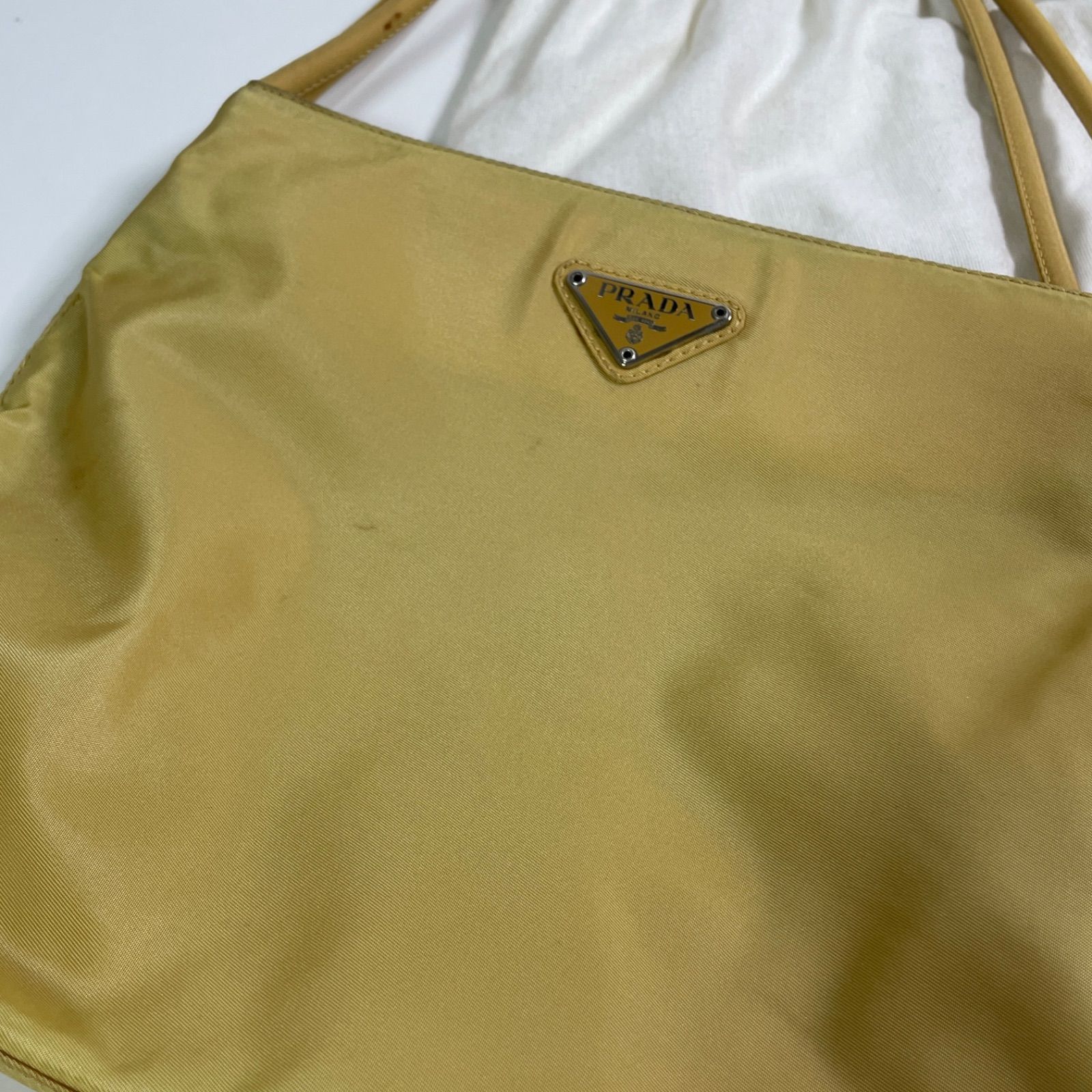 逸品】PRADA プラダ ショルダーバッグ イエロー ナイロン - メルカリ