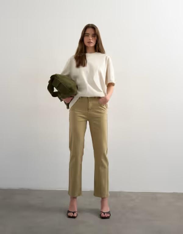 トップショップ レディース ボトムス デニムパンツ ストレート ジーンズ Topshop Orson mid rise comfort straight leg jeans in dark Beige