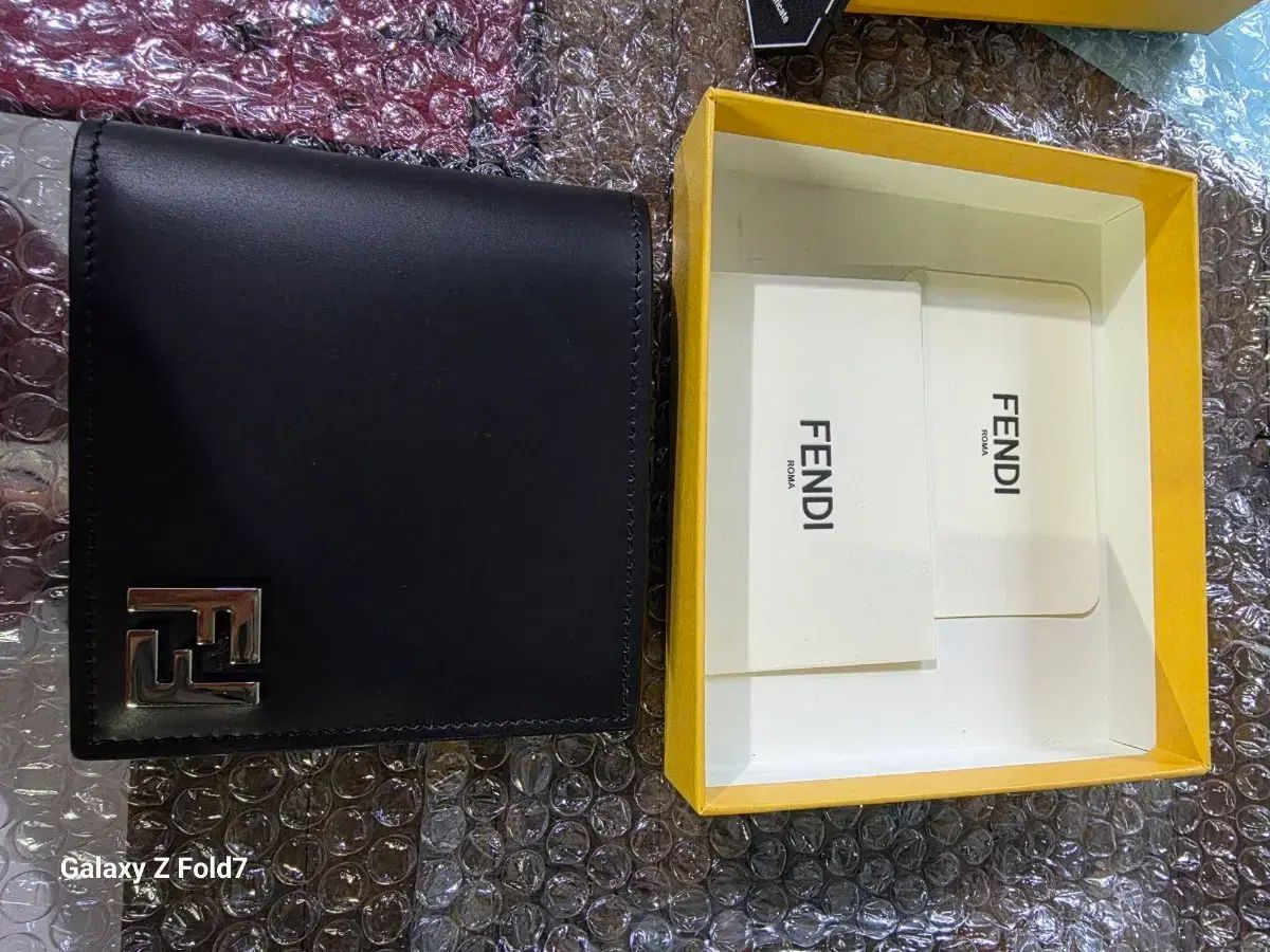 FENDI フェンディ 財布 ブラック