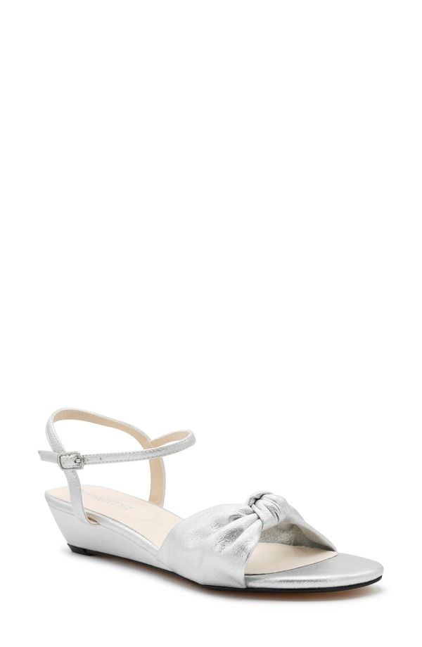 タッチアップ レディース シューズ ヒール サンダル アンクル Touch Ups Rose Ankle Strap Wedge Sandal Silver シルバー