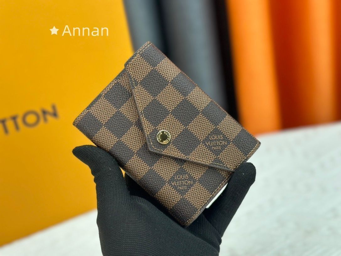 激レア ??超美品級?? 極美品 LOUIS VUITTON 折り財布 ルイヴィトン 折り財布 小銭入れ