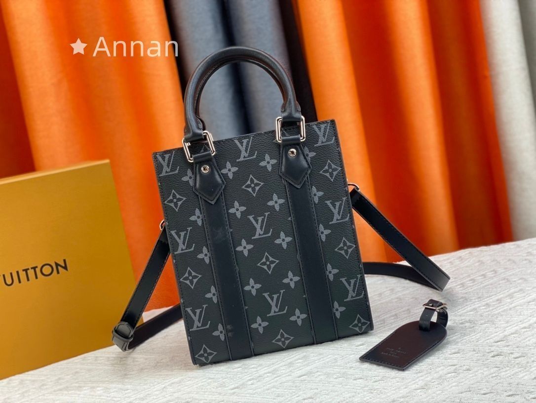 送料込み☆LOUIS VUITTON ルイ?ヴィトン メンズ ショルダーバッグ 人気モデル 送料無料 サックプラMINI 2wayショルダーバッグ 人気モデル 送料無料 M46453