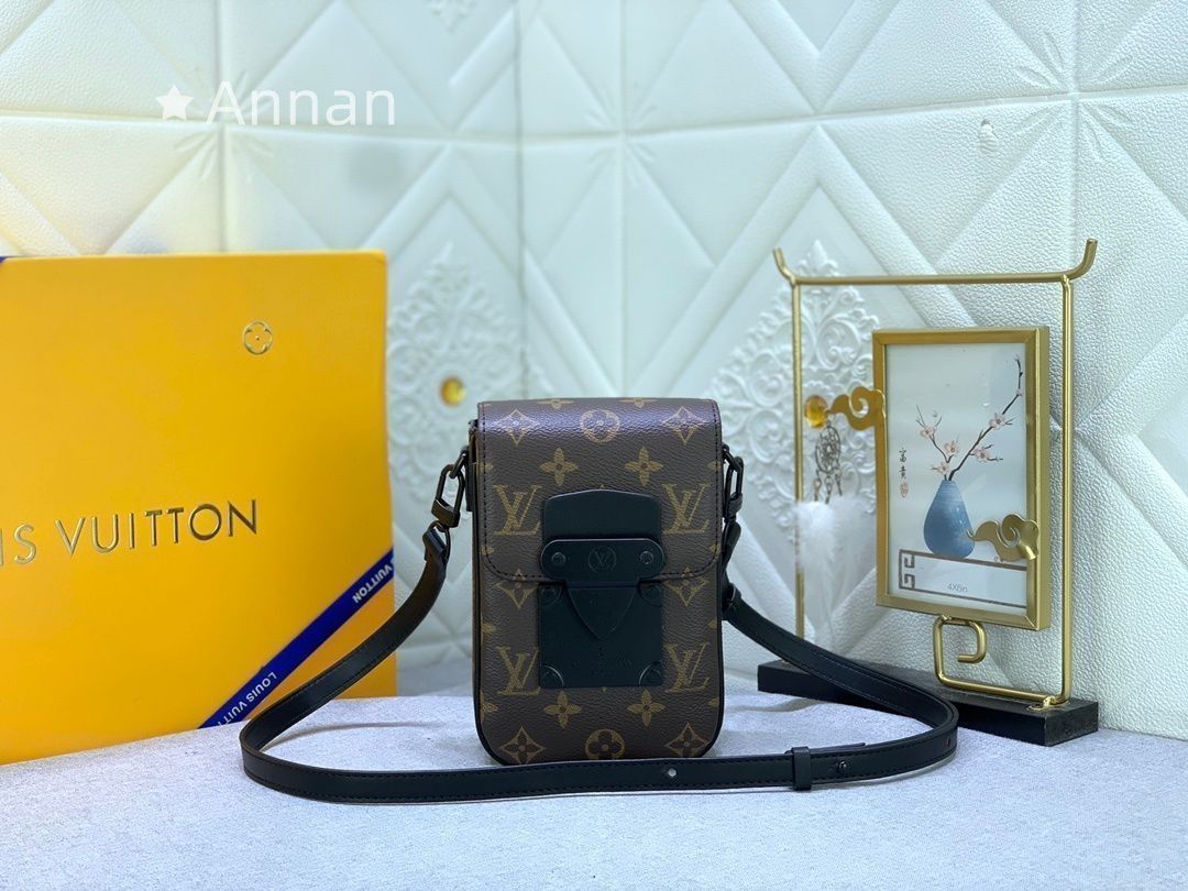 美品 LOUIS VUITTON ルイヴィトン ショルダーバッグ 人気モデル 送料無料 Sロック ヴェルティカル?ウェアラブル ウォレット M81522 モノグラムキャンバス
