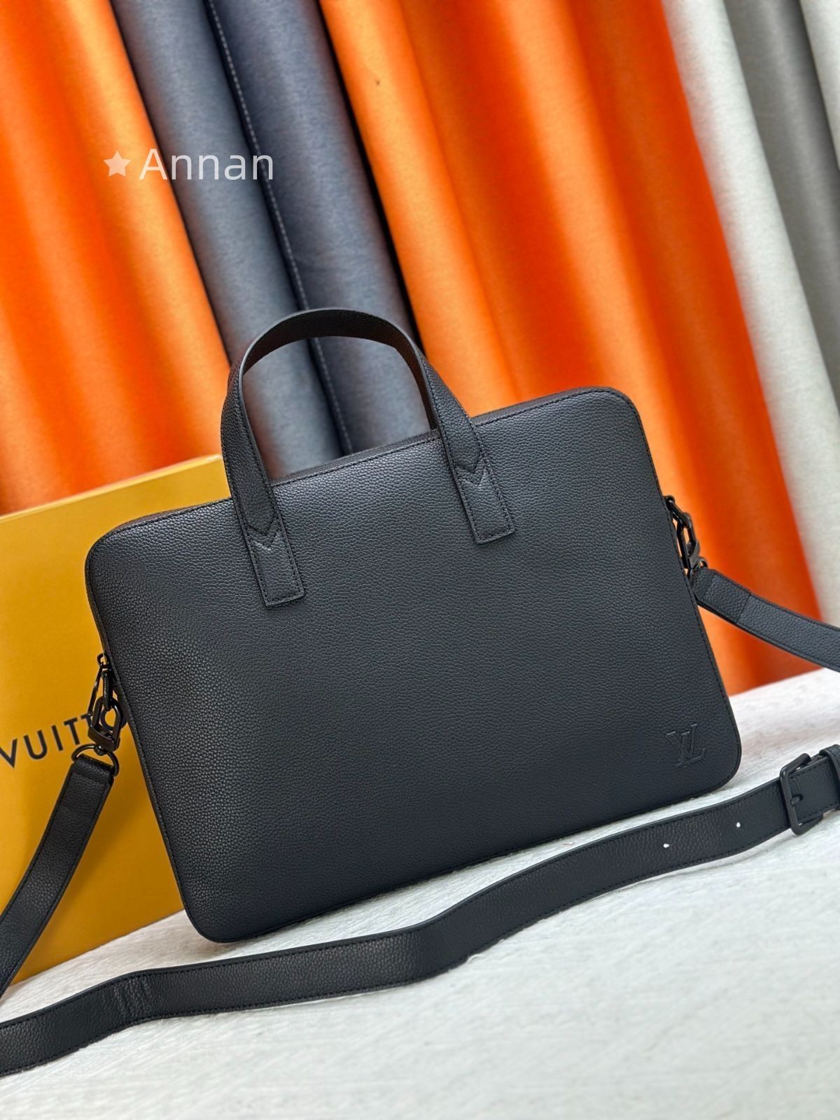 超美品 LOUIS VUITTONルイヴィトン メンズ ビジネスバッグ