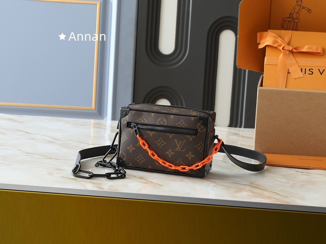 激レア 本日特価 LOUIS VUITTON ルイヴィトン ショルダーバッグ メンズ ミニ?ソフトトランク