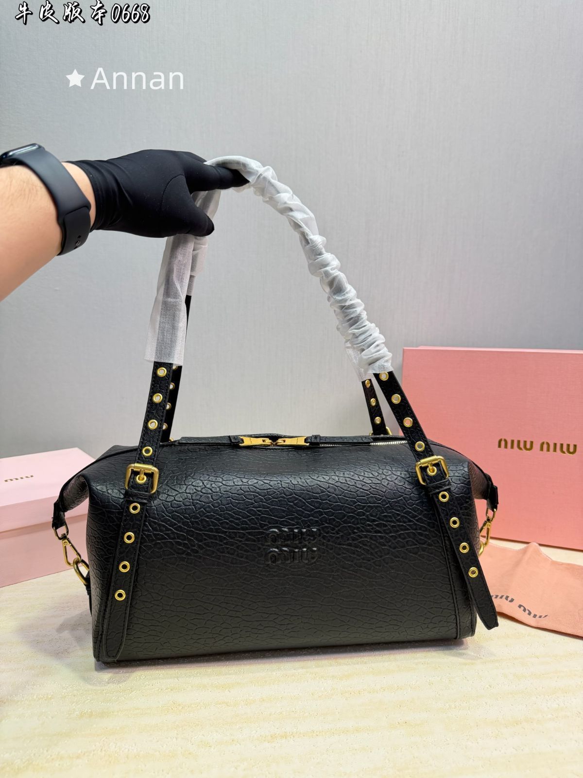 送料込☆送料込☆ レディース MIUMIUミュウミュウ ハンドバッグ