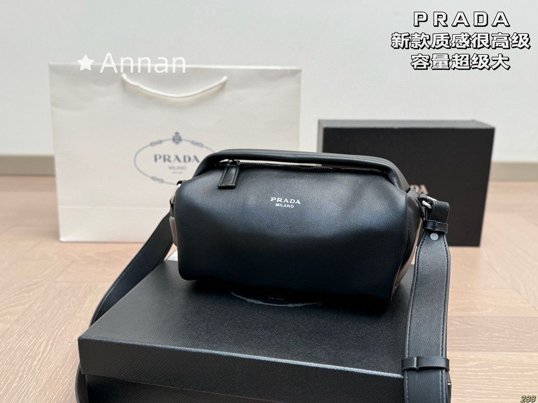 激レア 本日特価 極美品良品 レディース PRADA プラダ ショルダーバッグ