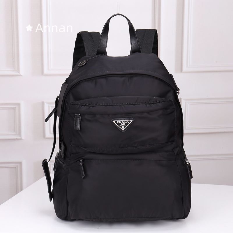 新型 激レア メンズ PRADA プラダ リュック バックパック