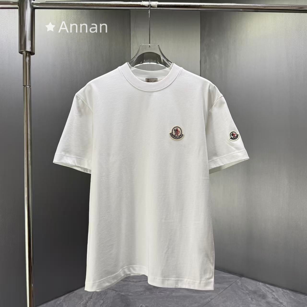 超美品 限定品 超美品 超美品 MONCLER モンクレール Tシャツ　半袖　夏服　トップス 男女兼用
