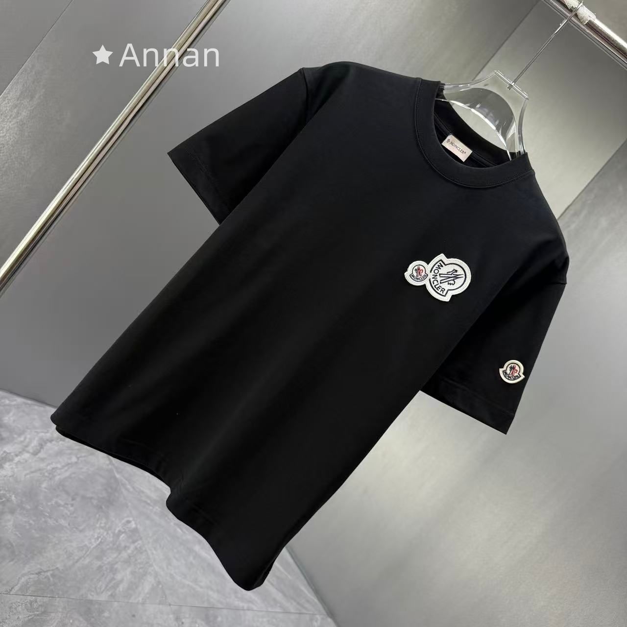 【限定】送料無料MONCLER モンクレール Tシャツ　半袖　夏服　トップス 男女兼用