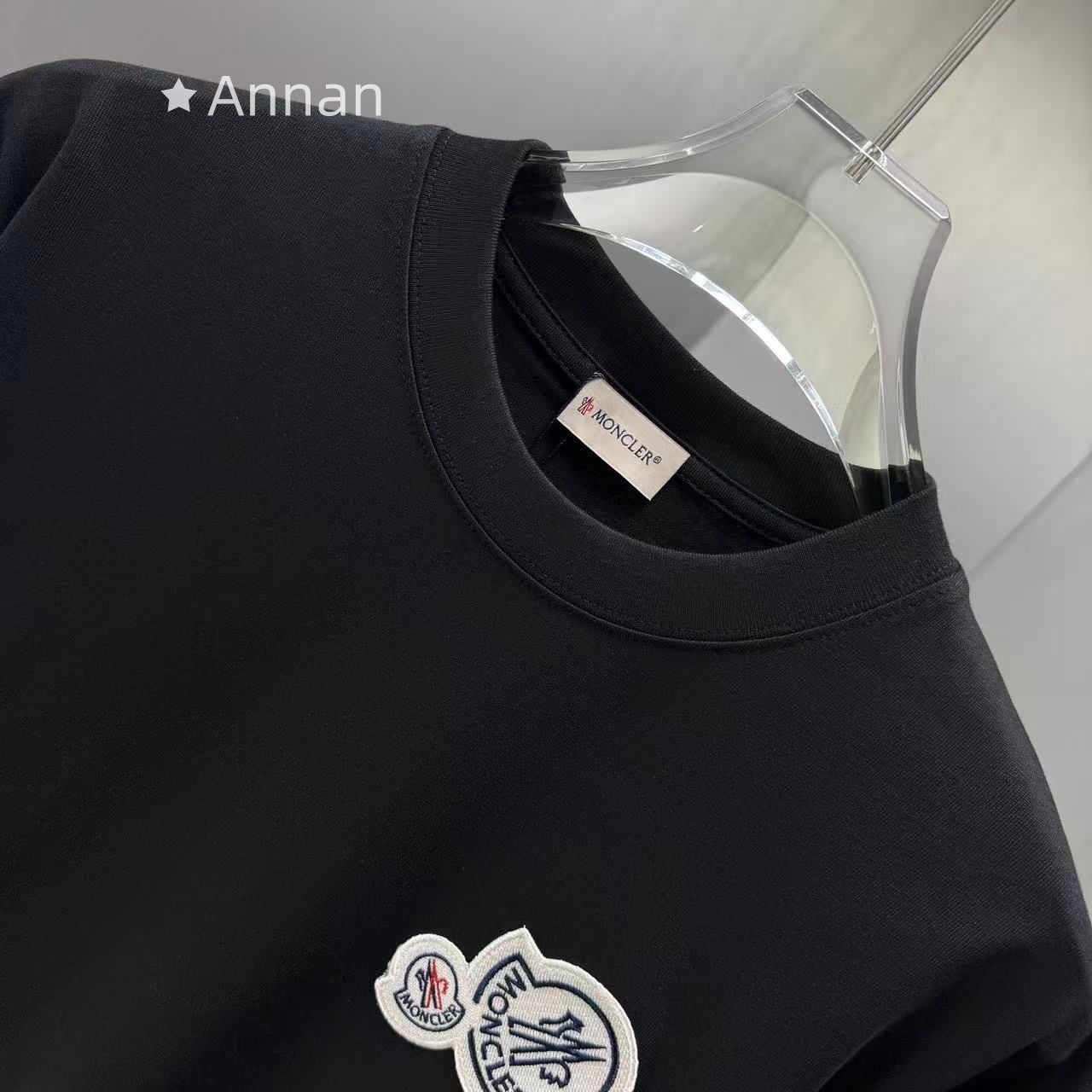 【限定】送料無料MONCLER モンクレール Tシャツ　半袖　夏服　トップス 男女兼用