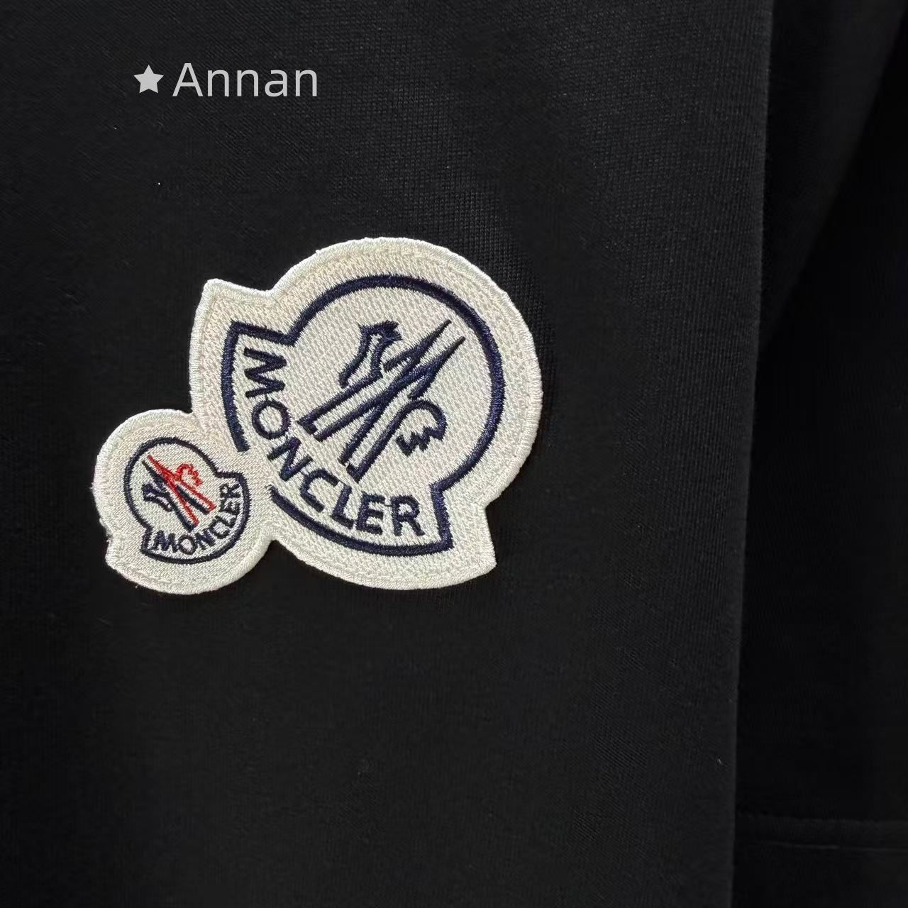 【限定】送料無料MONCLER モンクレール Tシャツ　半袖　夏服　トップス 男女兼用