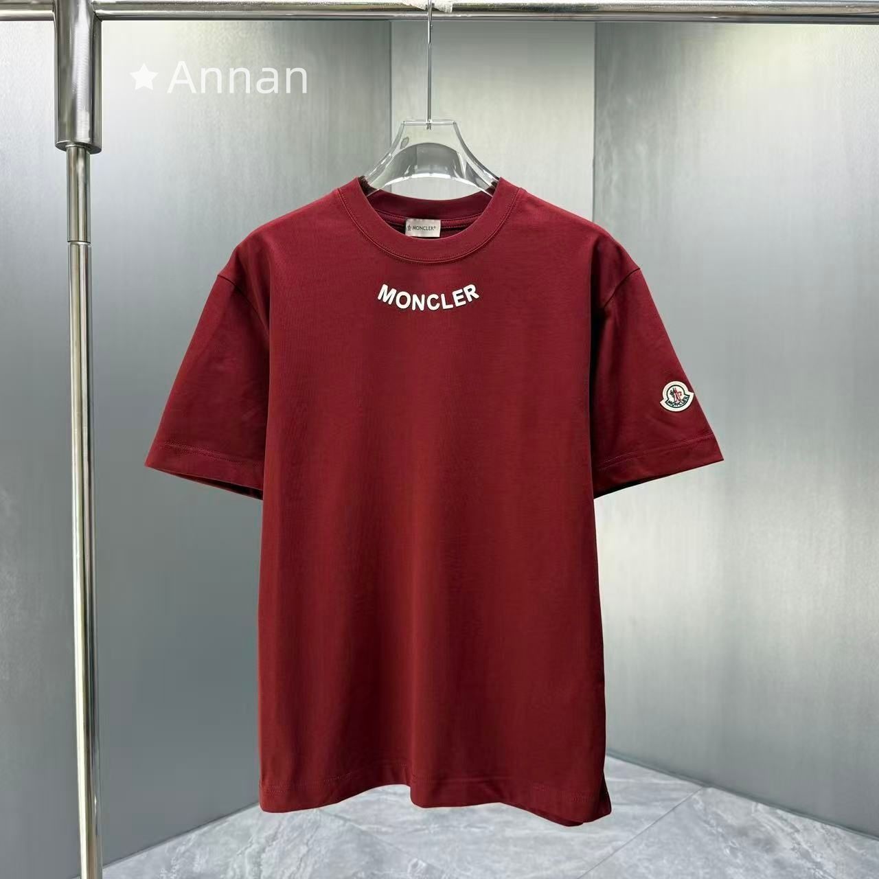 超希少 送料無料美品 MONCLER モンクレール Tシャツ　半袖　夏服　トップス 男女兼用