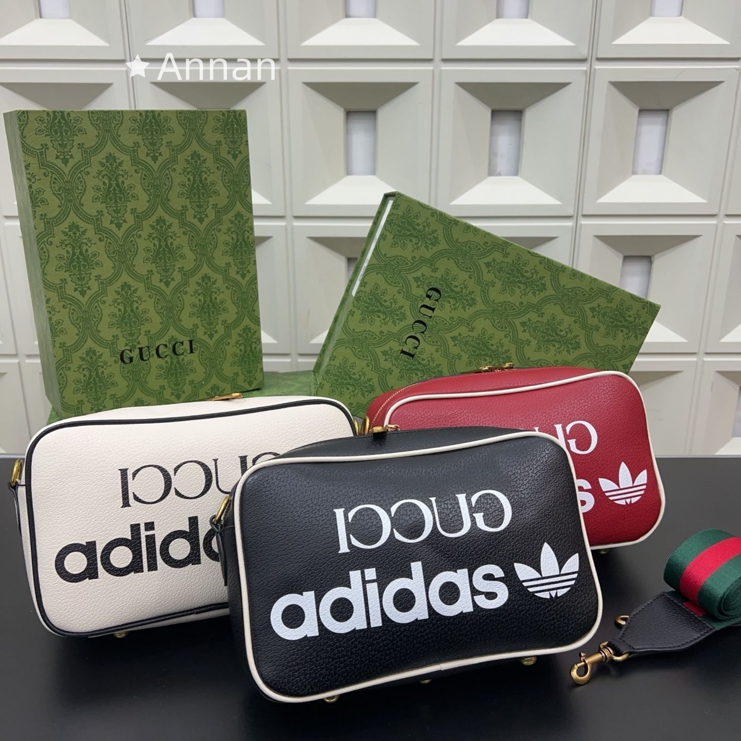 大幅値下げ GUCCI (グッチ) ショルダーバッグ アディダスx グッチスモール ショルダーバッグ アディダス