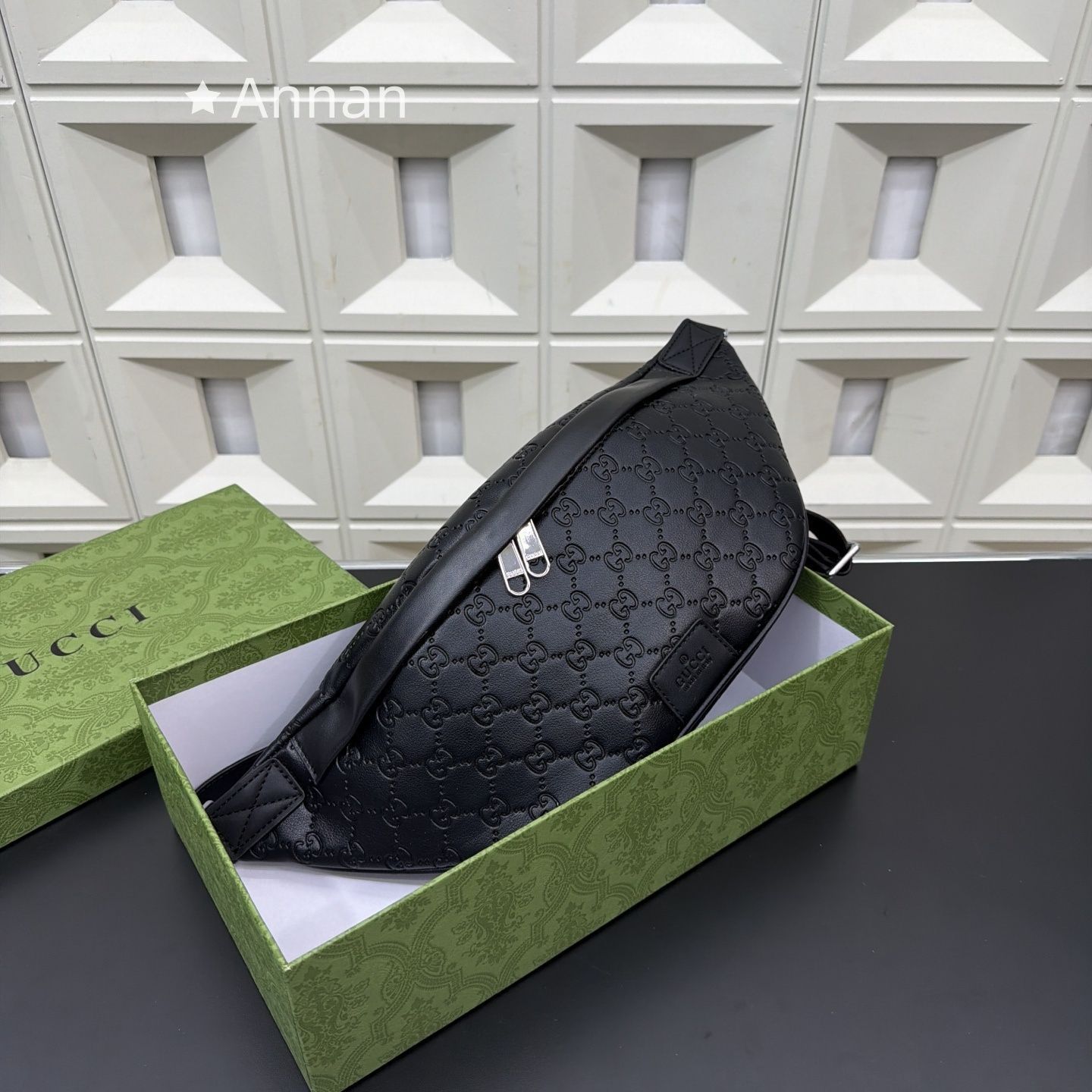 美品★ グッチ(Gucci) グッチ バッグ メンズ ウエストポーチ