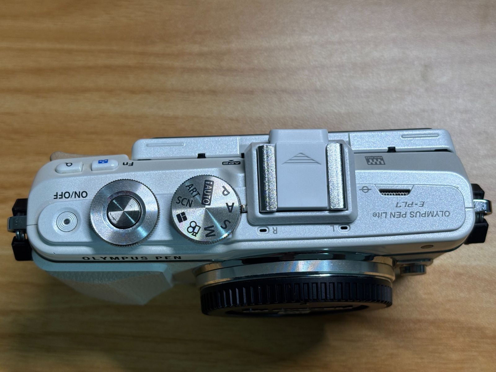 OLYMPUS PEN Lite E-PL7 ホワイト 14-42mm EZレンズキット - メルカリ