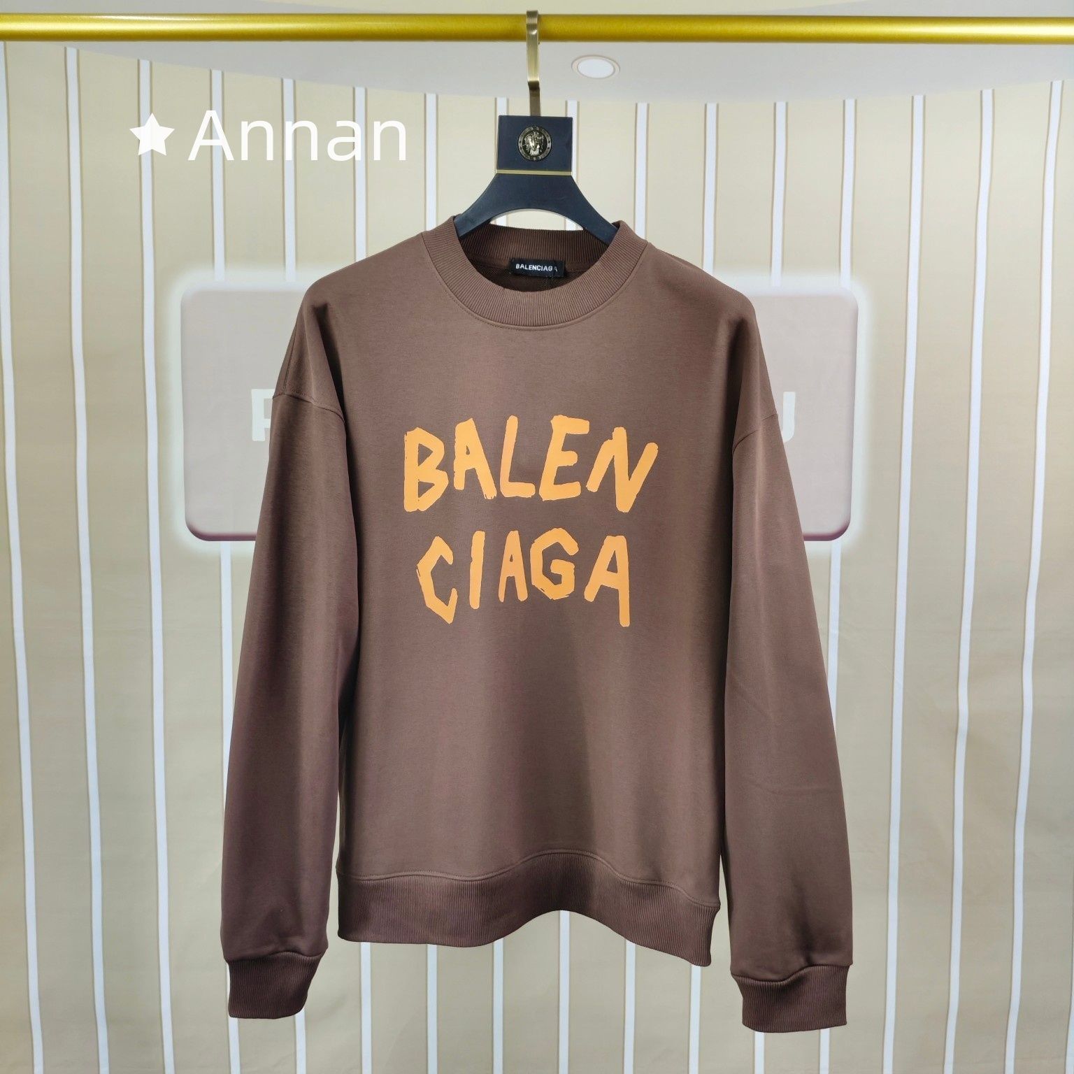 【未使用品】最終値下げ 新品！新品 タグ付 BALENCIAGA バレンシアガ パーカー シンプルフード付きパーカー ユニセックス