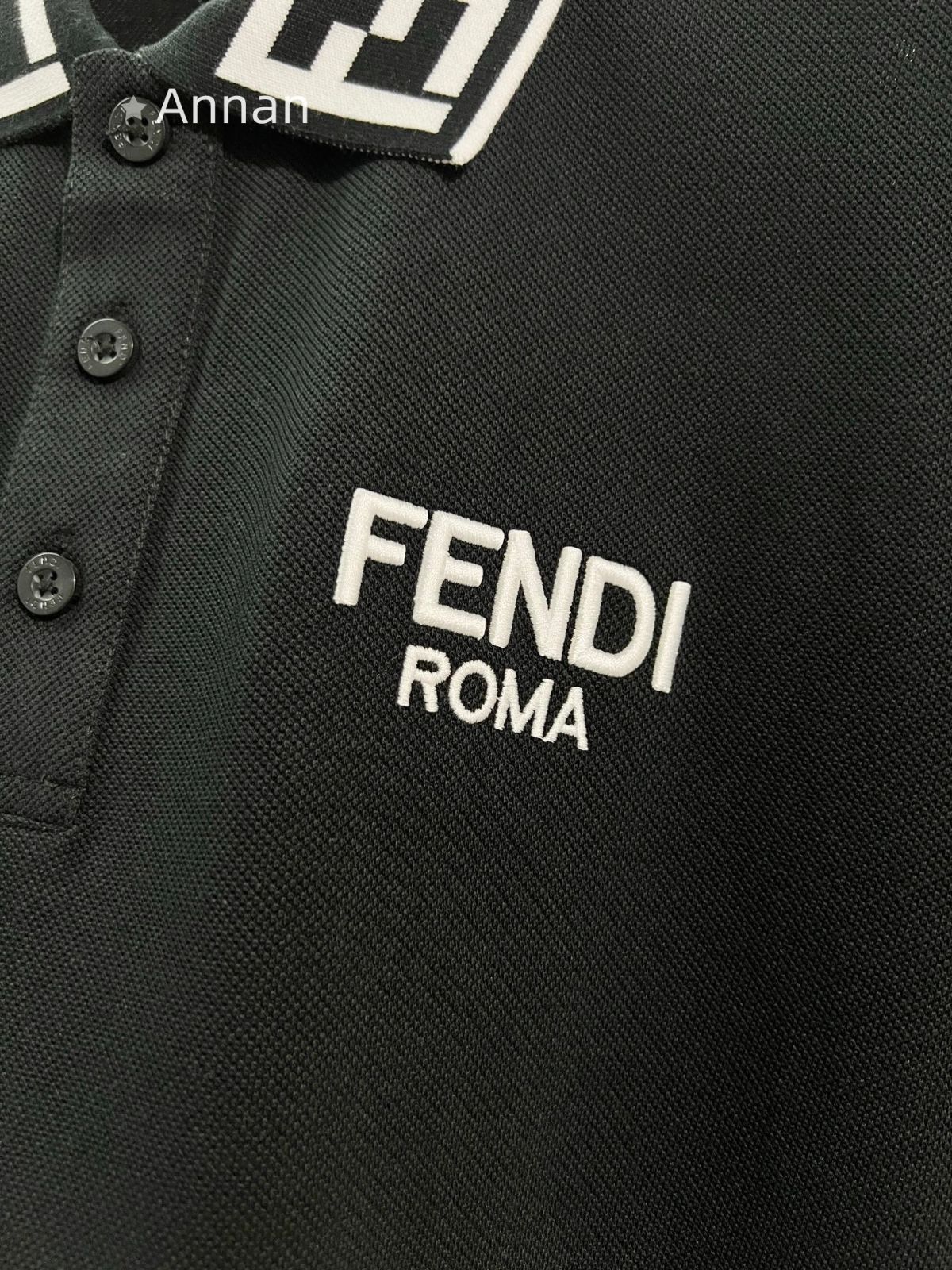 大人気 極美新品 タグ付 FENDI フェンディ ポロシャツ 半袖シャツ POLO