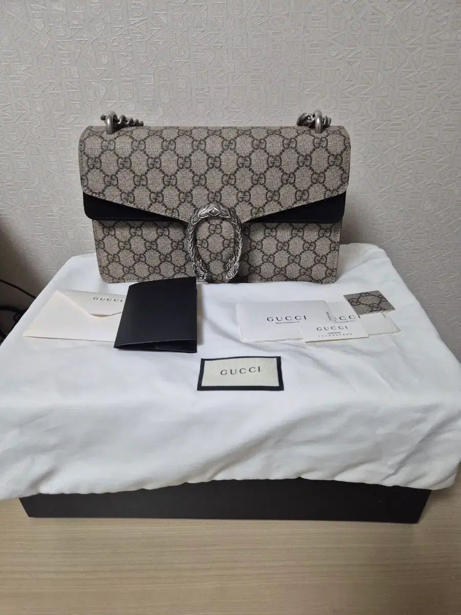 ☆まもなく出品停止☆Lady Gaga トートバッグ グレー ☆まもなく出品