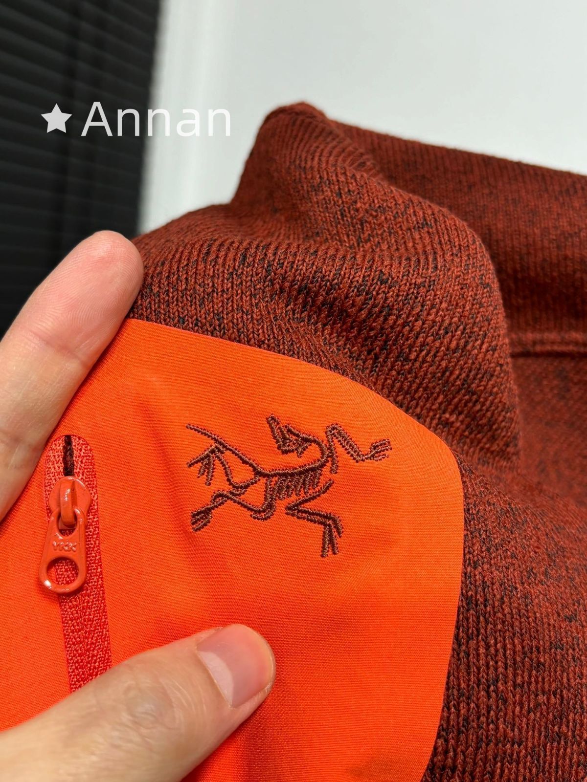 限界価格美品 新品 タグ付 ARC'TERYX アークテリクス パーカー シンプルフード付きパーカー ユニセックス 限界価格美品 新品 タグ付 ARC'TERYX アークテリクス パーカー シンプルフード付きパーカー ユニセックス