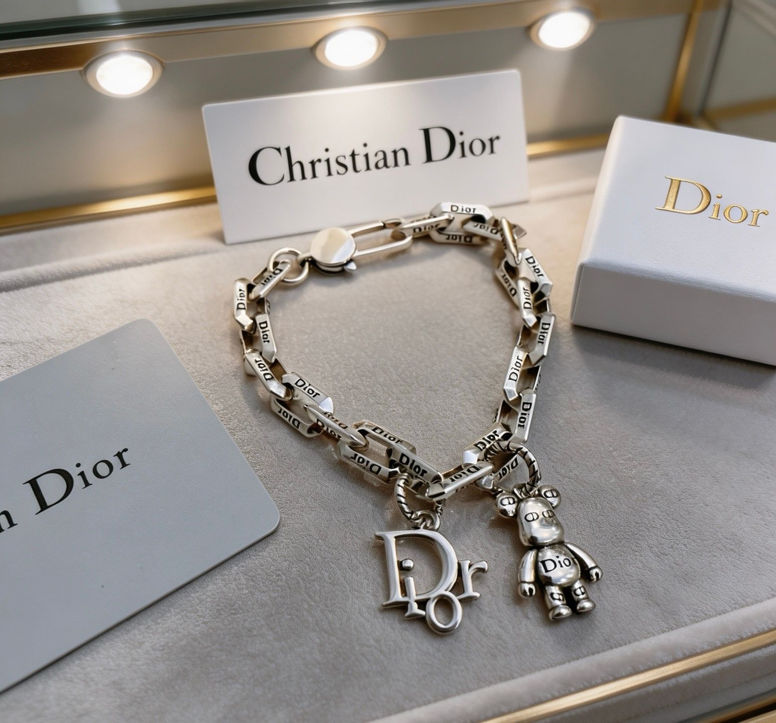 入手困難 ★★ 新品 CHRISTIAN DIOR クリスチャン ディオール ブレスレット バングル リストバンド メンズ 結婚式 卒業式 清楚 イベント 入学式