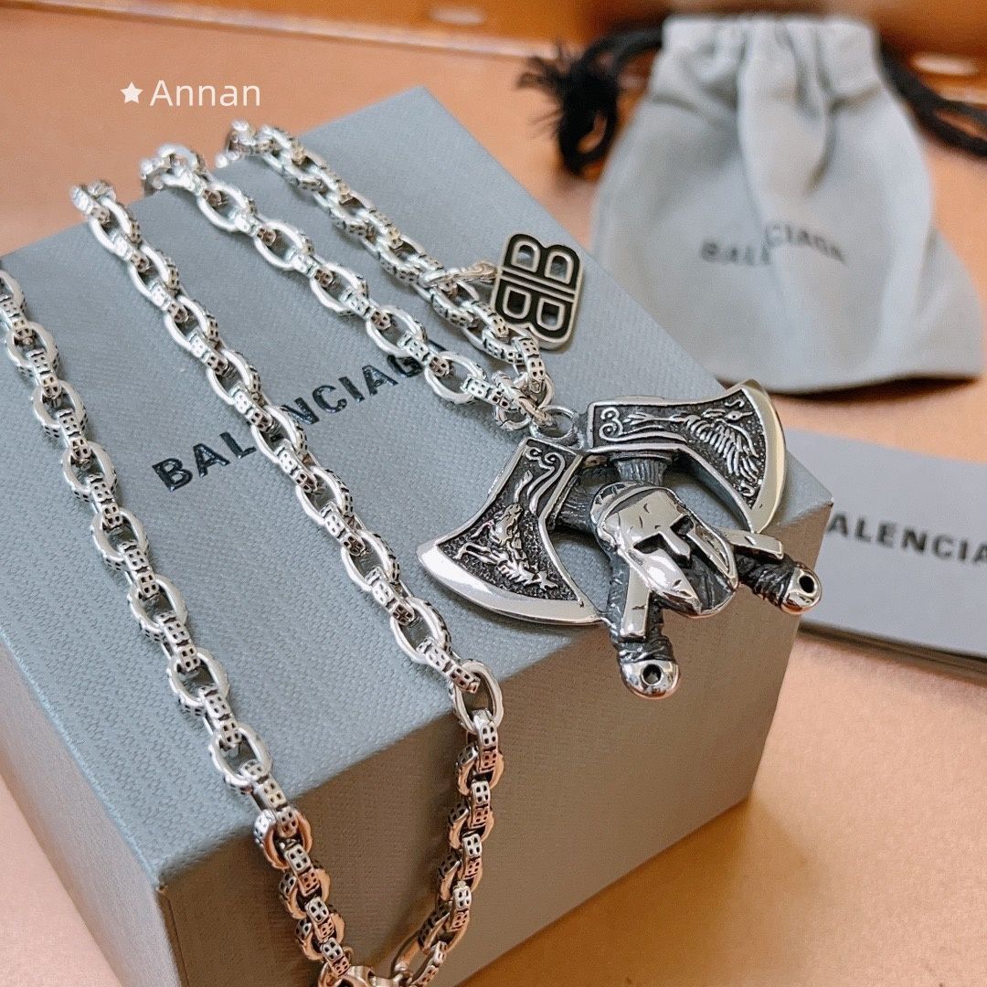 使用少 極美品 人気 新品 BALENCIAGA バレンシアガ ネックレス メンズ 結婚式 卒業式 清楚 イベント 入学式