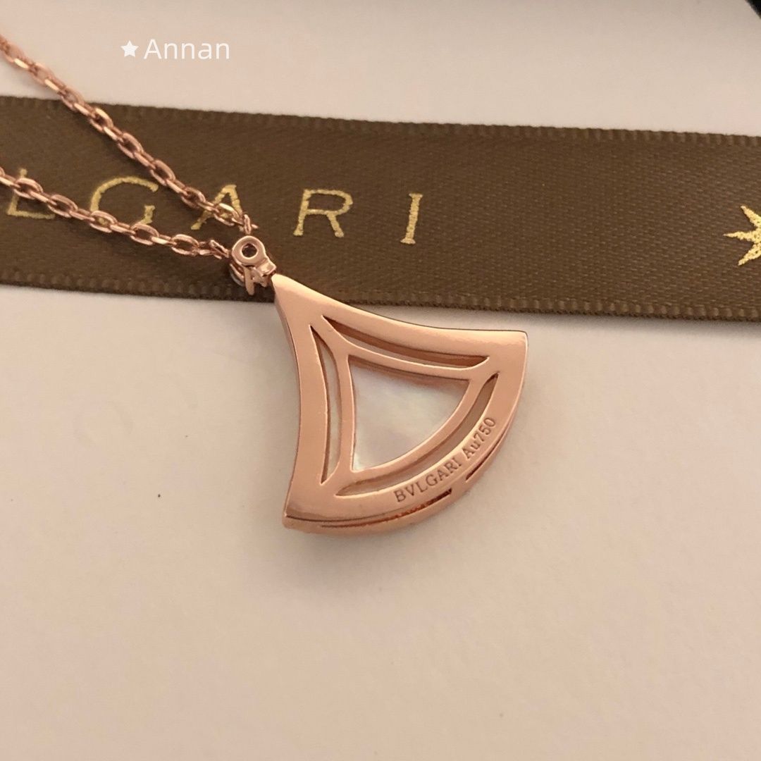 超美品値下げ 新品 BVLGARI ブルガリ ネックレス レディース 結婚式 卒業式 清楚 イベント 入学式
