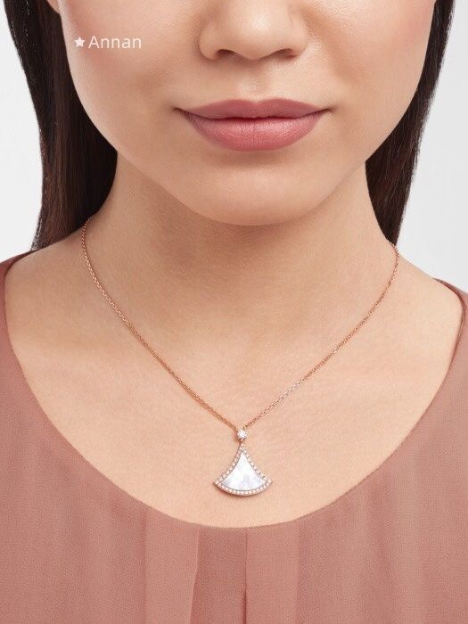 超美品値下げ 新品 BVLGARI ブルガリ ネックレス レディース 結婚式 卒業式 清楚 イベント 入学式