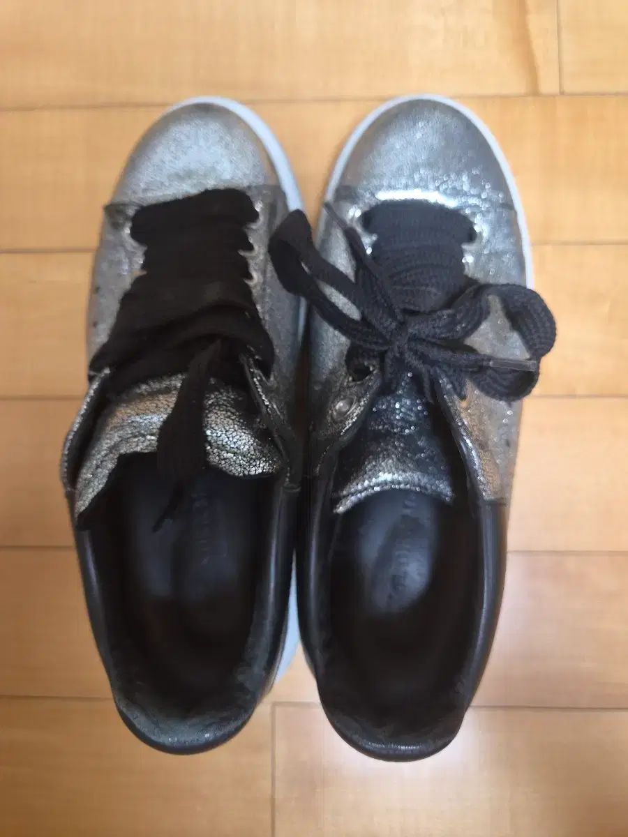 Alexander McQueen アレキサンダー・マックイーン スニーカー