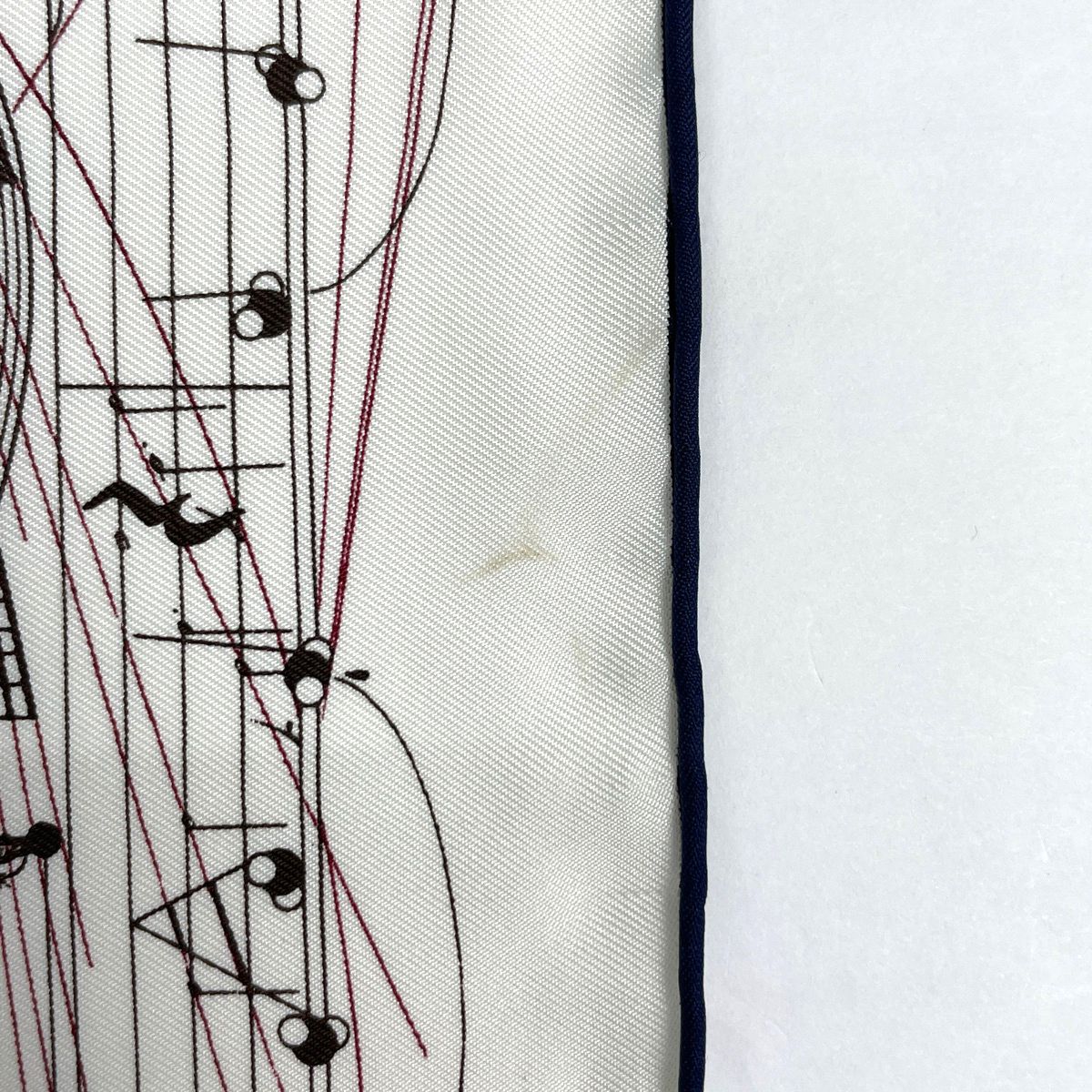 エルメス HERMES プチカレ La Musique des Spheres スカーフ 球体が