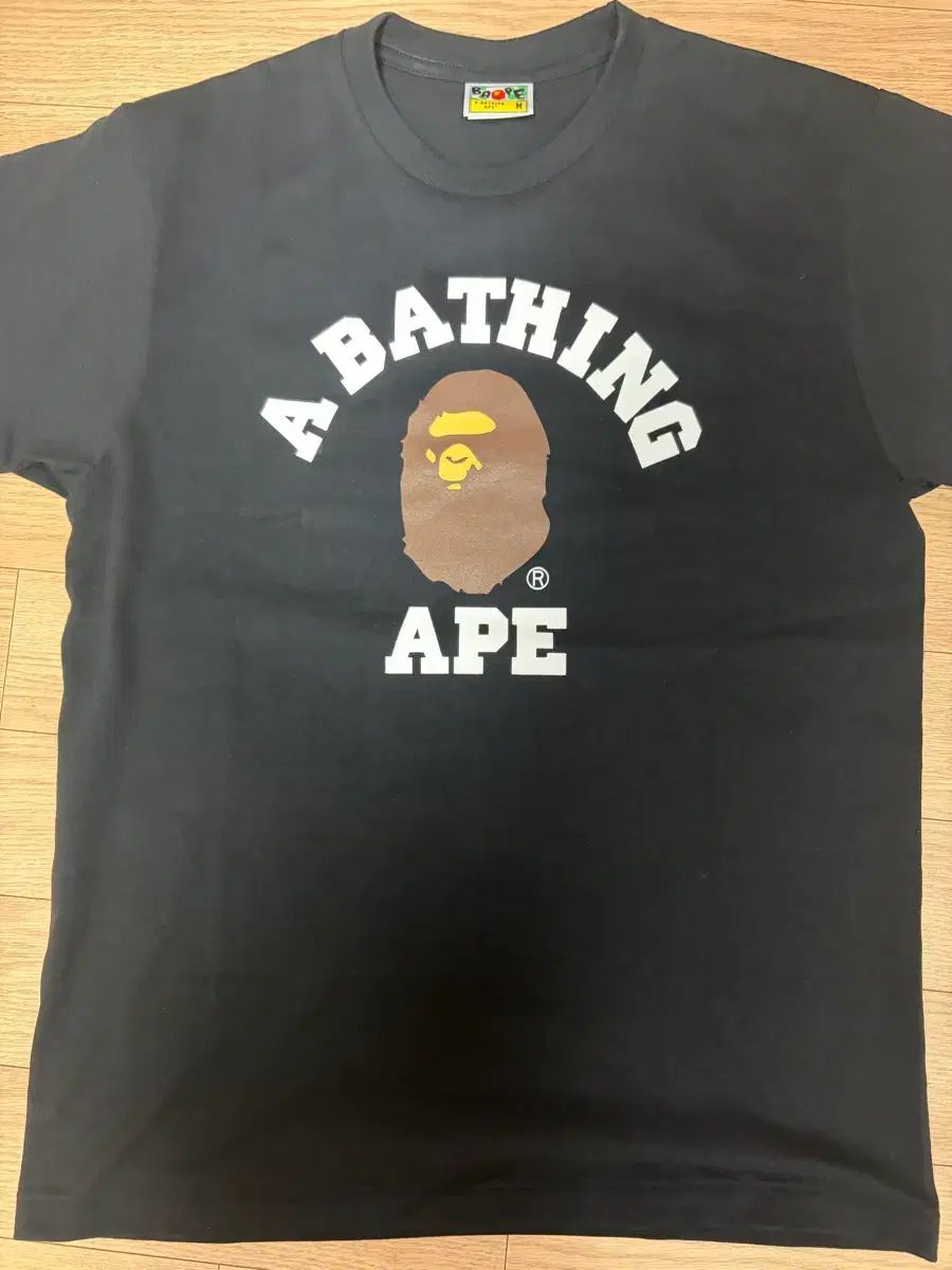 A BATHING APE(アベイシングエイプ) 半袖 M
