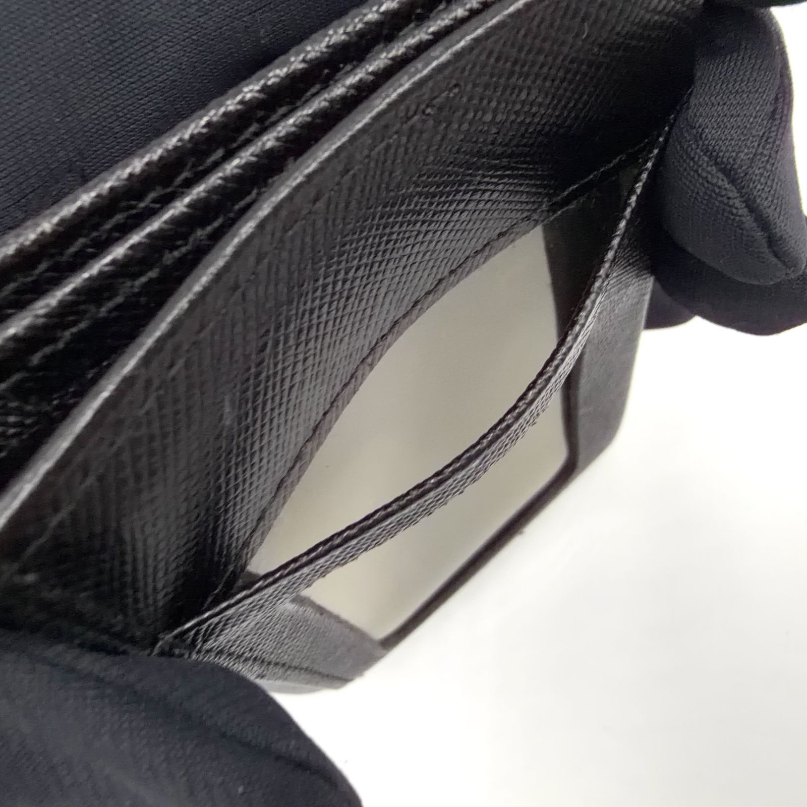 新着】BURBERRY ノバチェック サフィアーノレザー ブラック カード