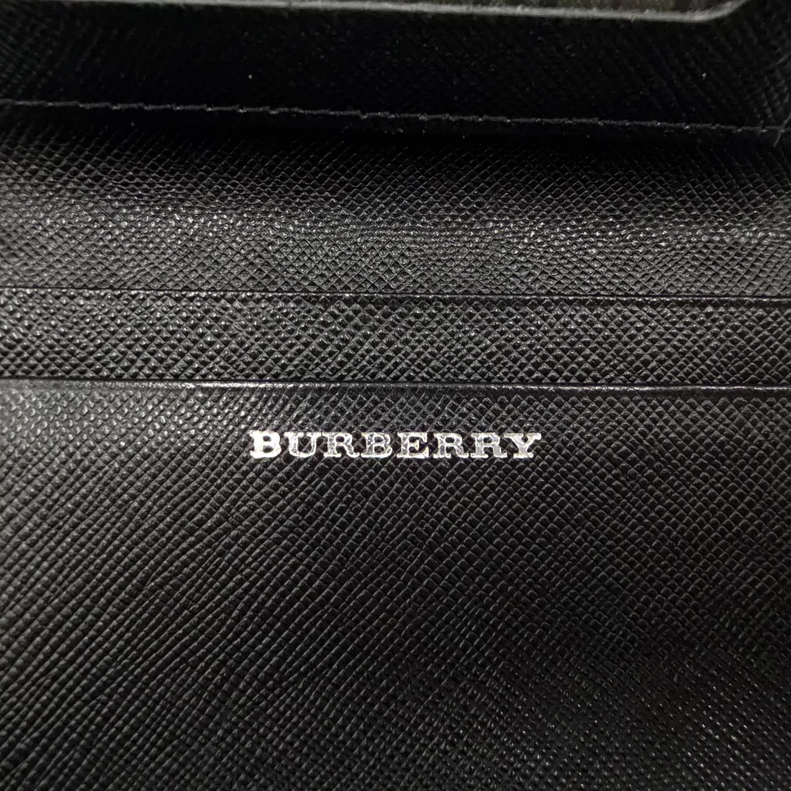 新着】BURBERRY ノバチェック サフィアーノレザー ブラック カード