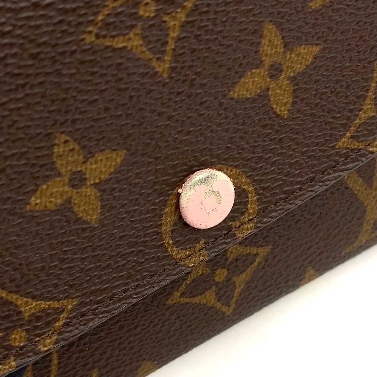 新着】LOUIS VUITTON ポルトフォイユ エミリー モノグラム モノグラム